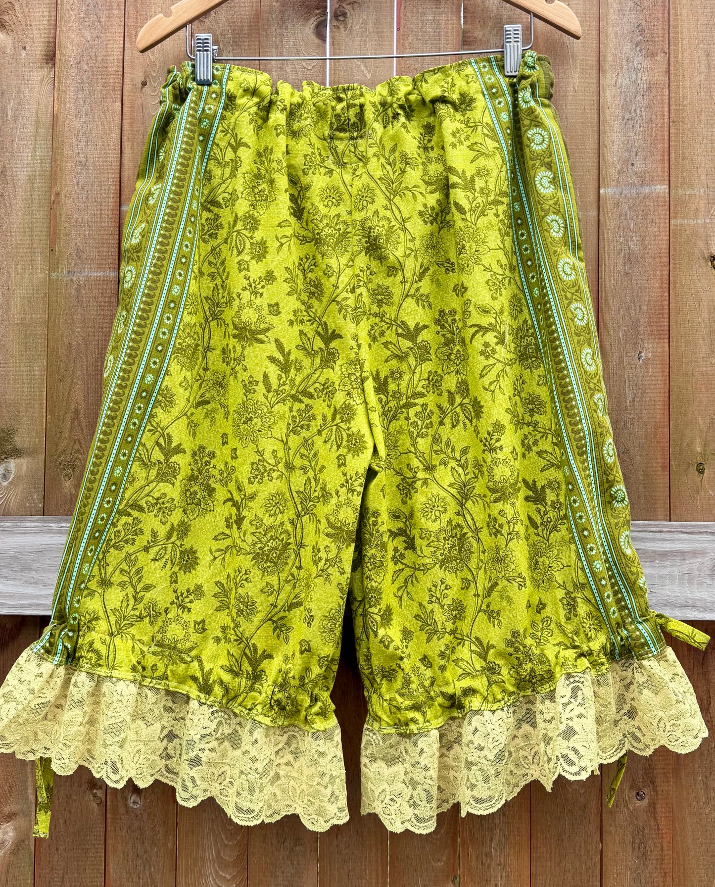 Leafy green Bloomers