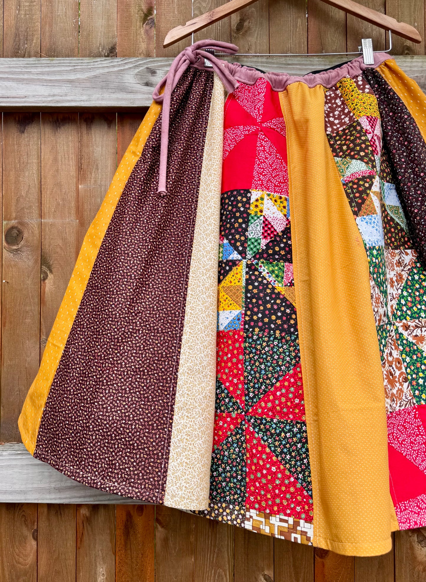 The cozy cabin spinner, up to XL+