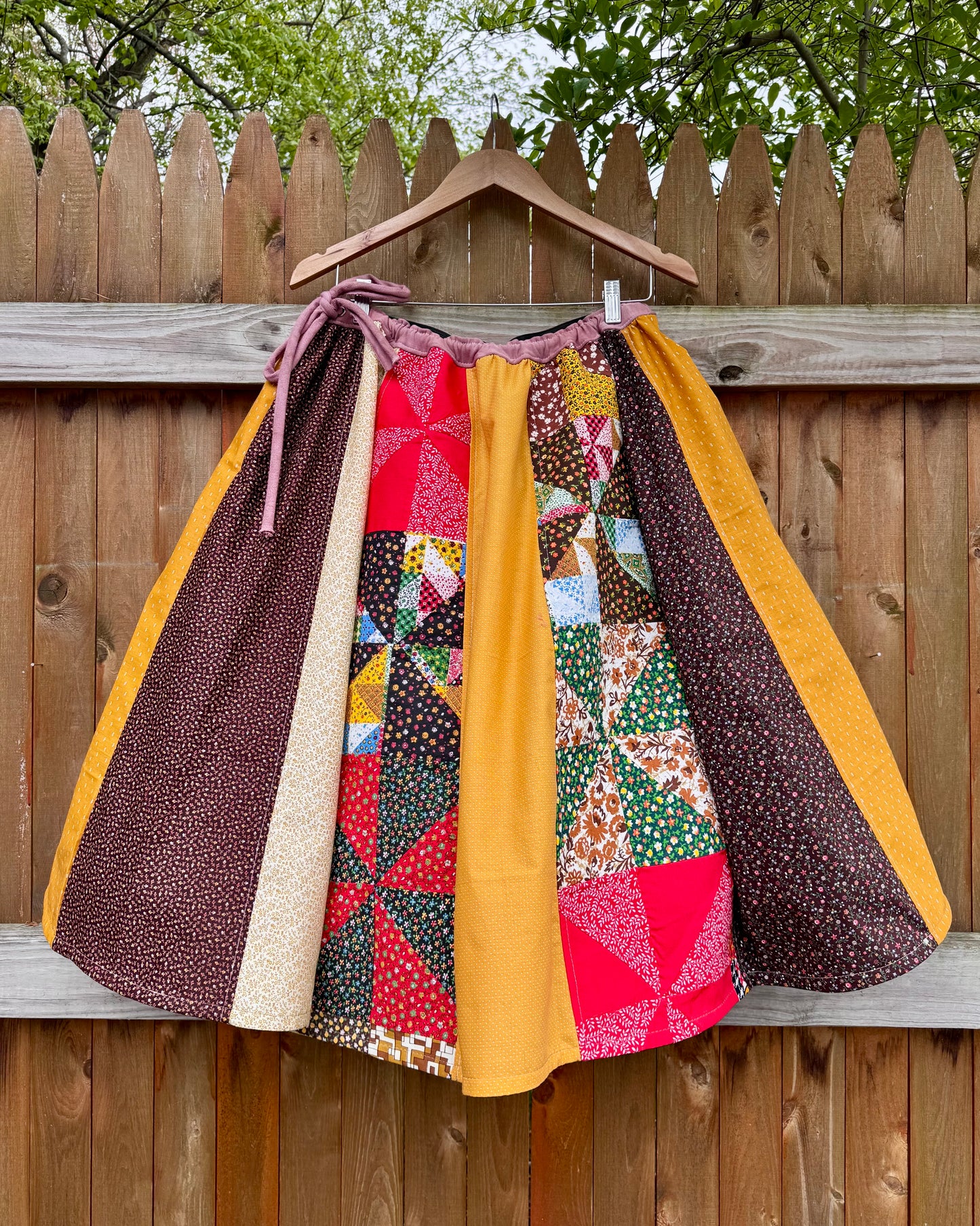 The cozy cabin spinner, up to XL+