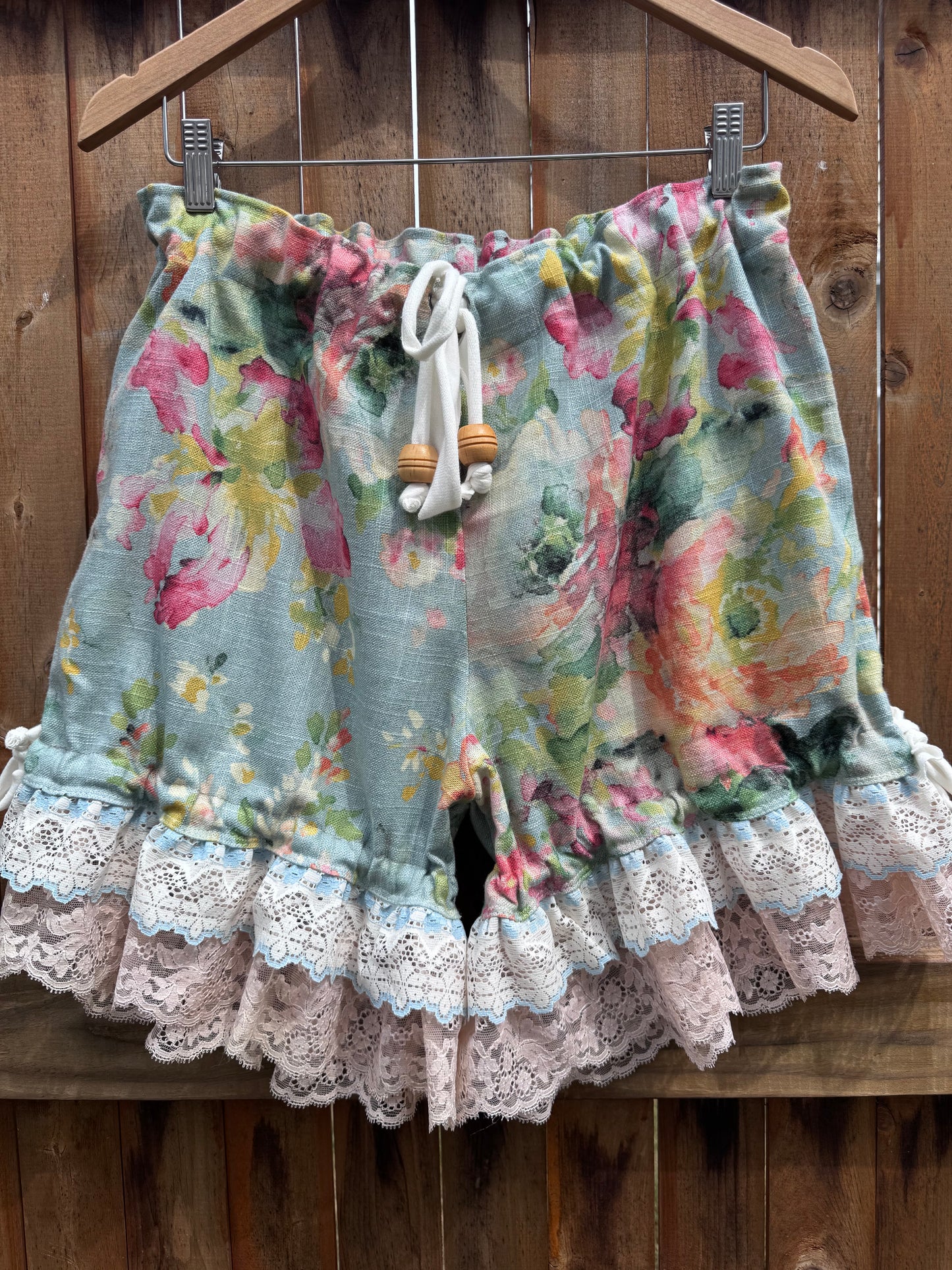 Watercolor Wednesday bloomers