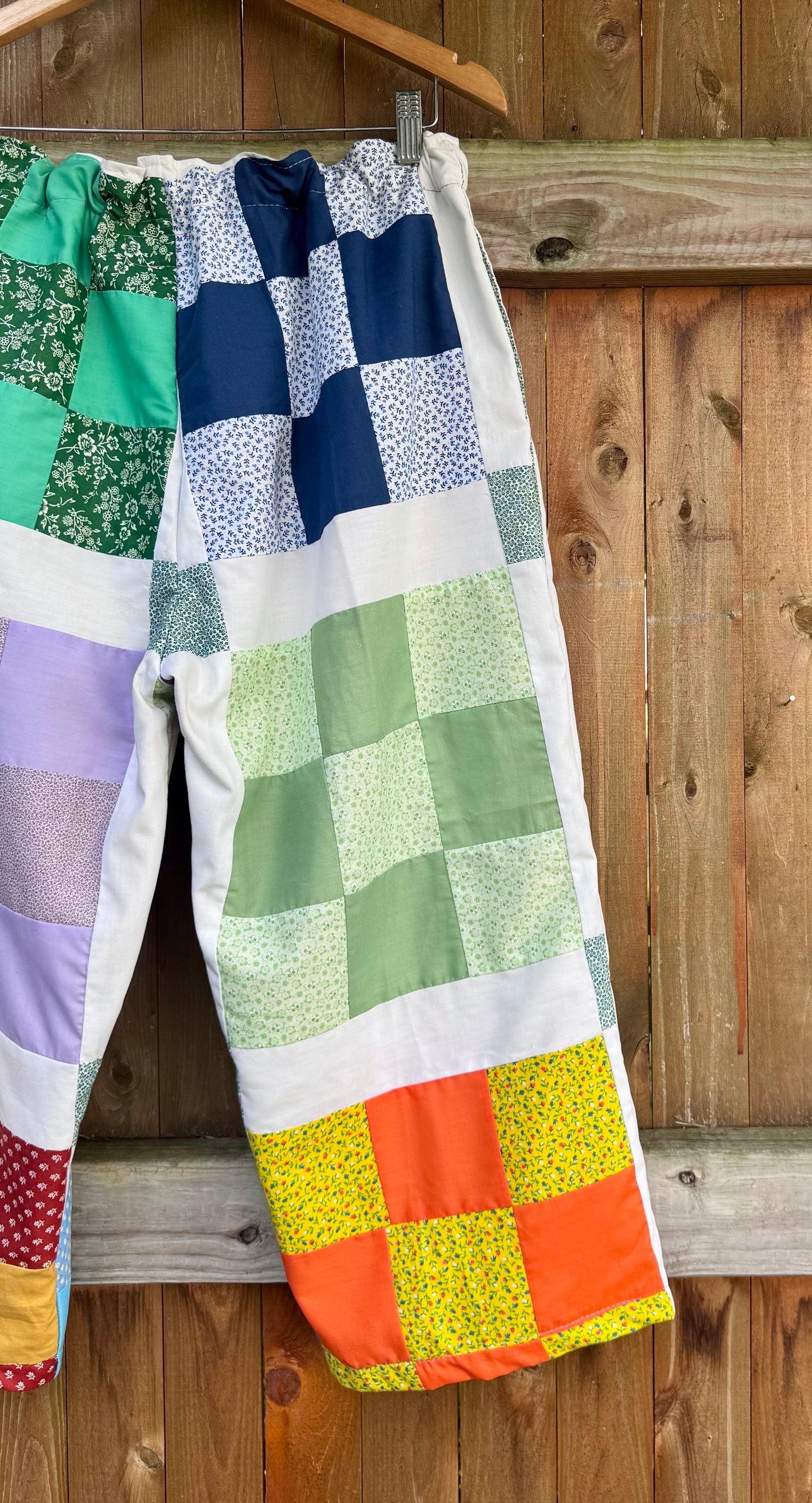 Gumdrop loungers, M-XL