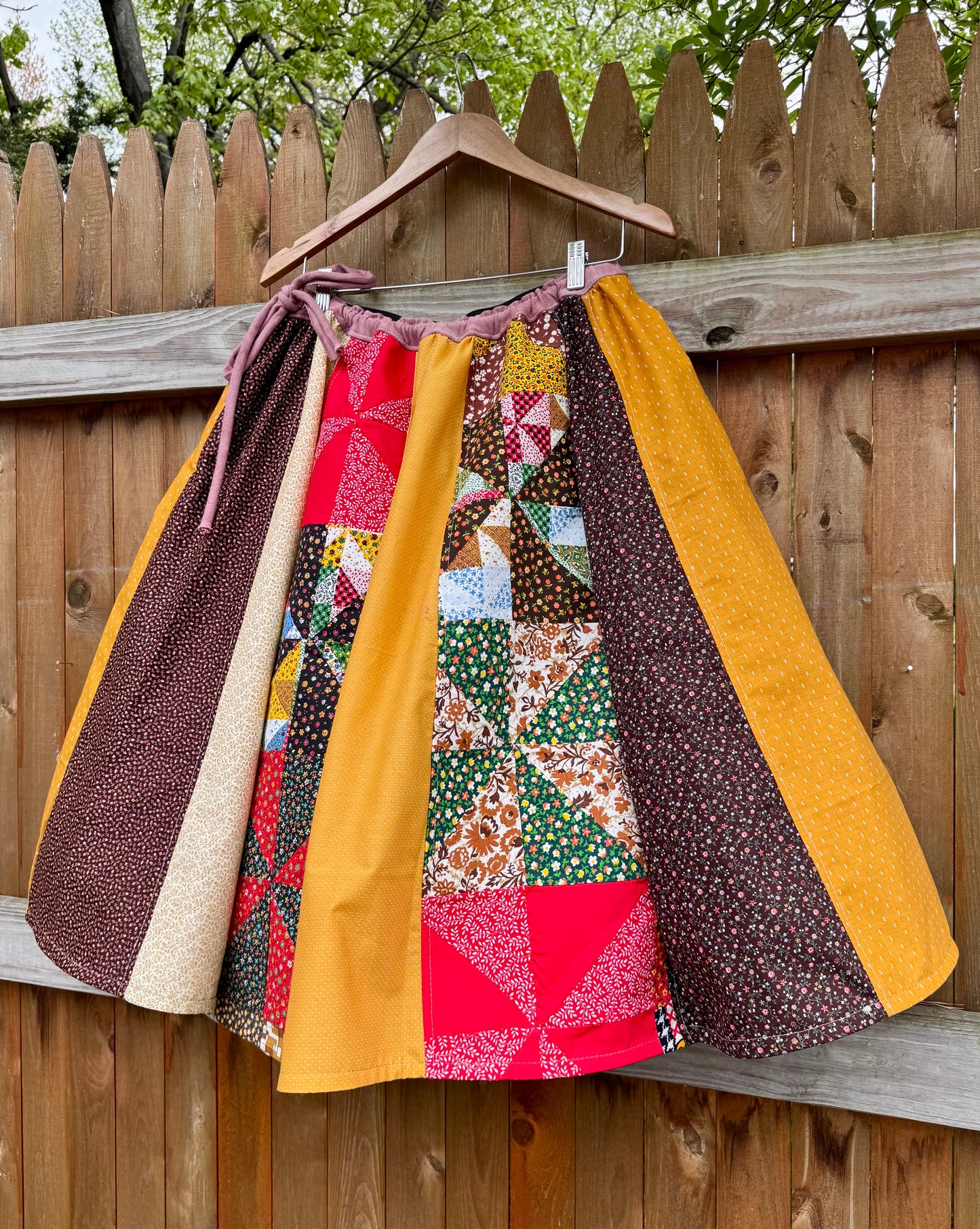 The cozy cabin spinner, up to XL+