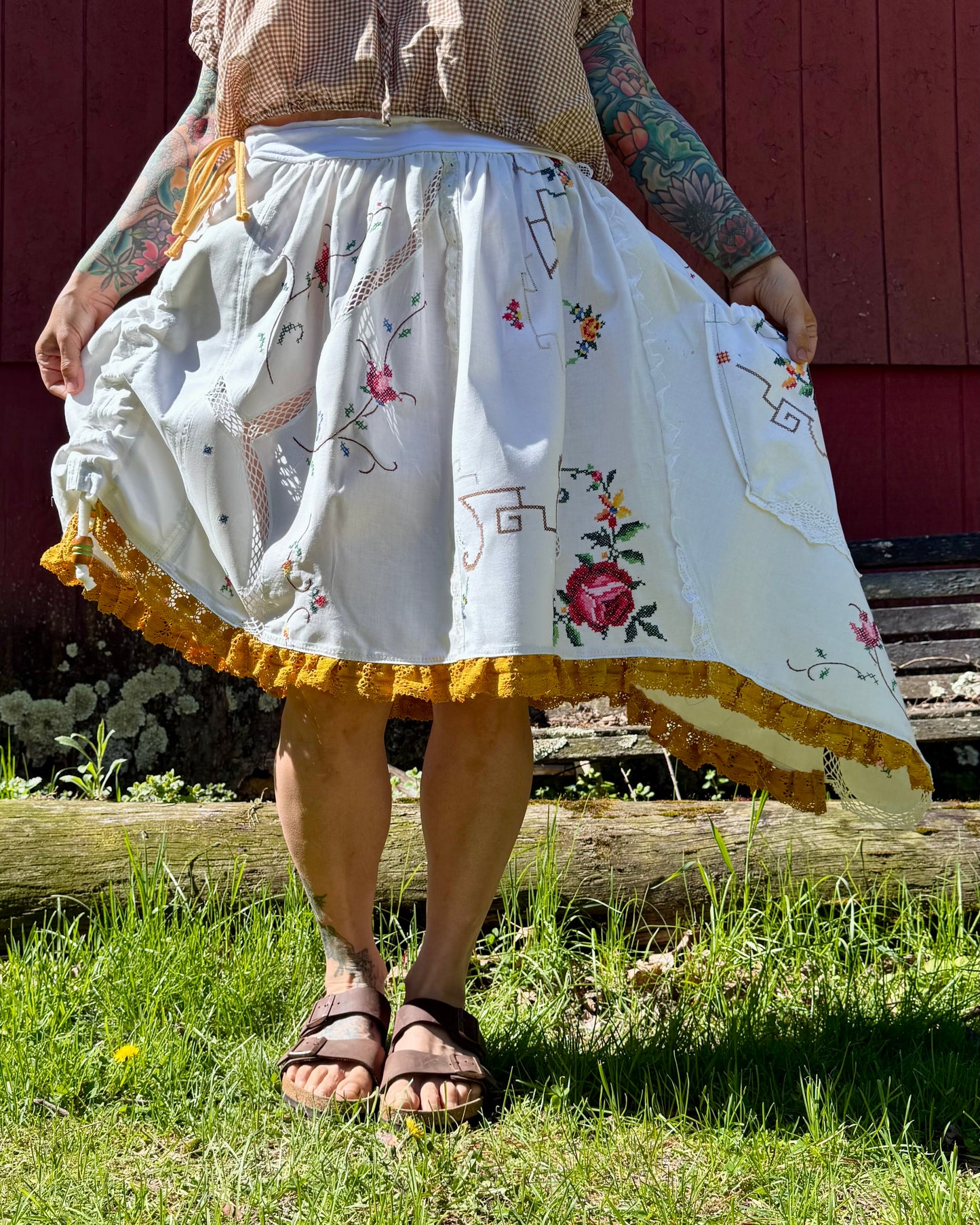 The rose garden, fits up to XL+