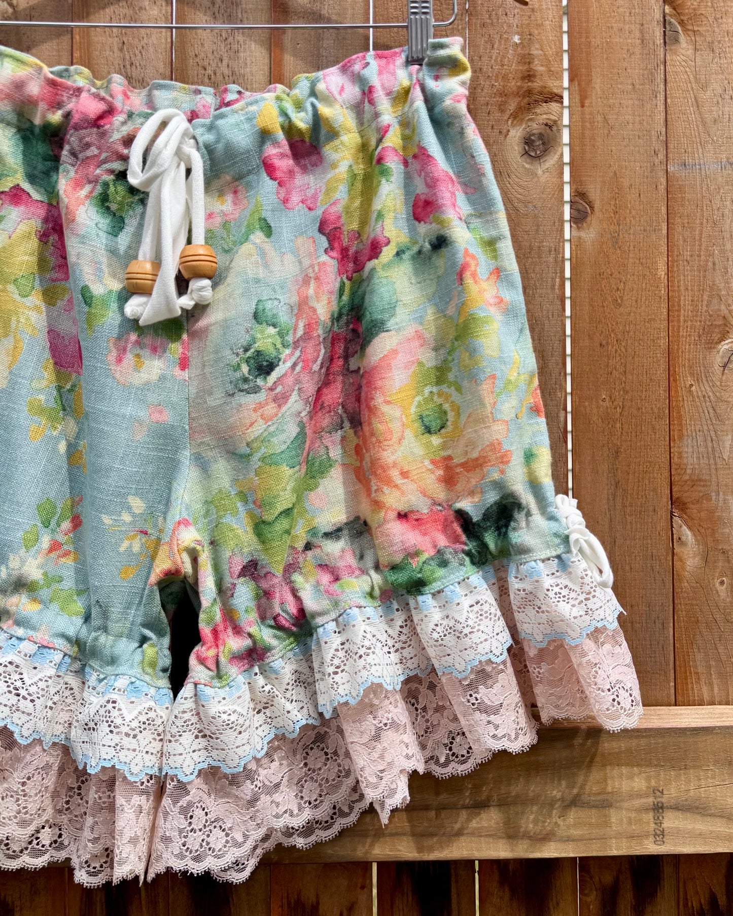 Watercolor Wednesday bloomers