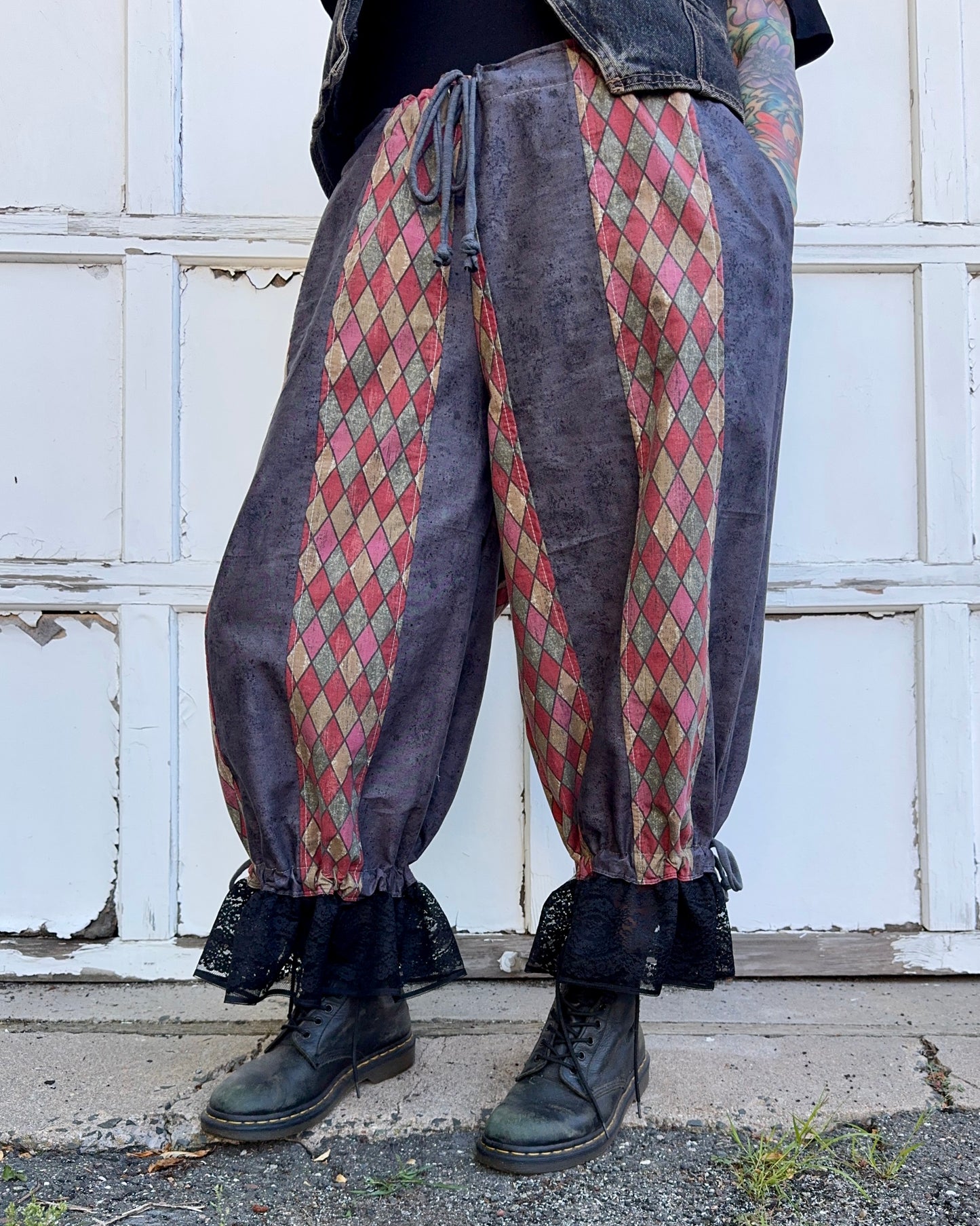 Traveling circus bloomers