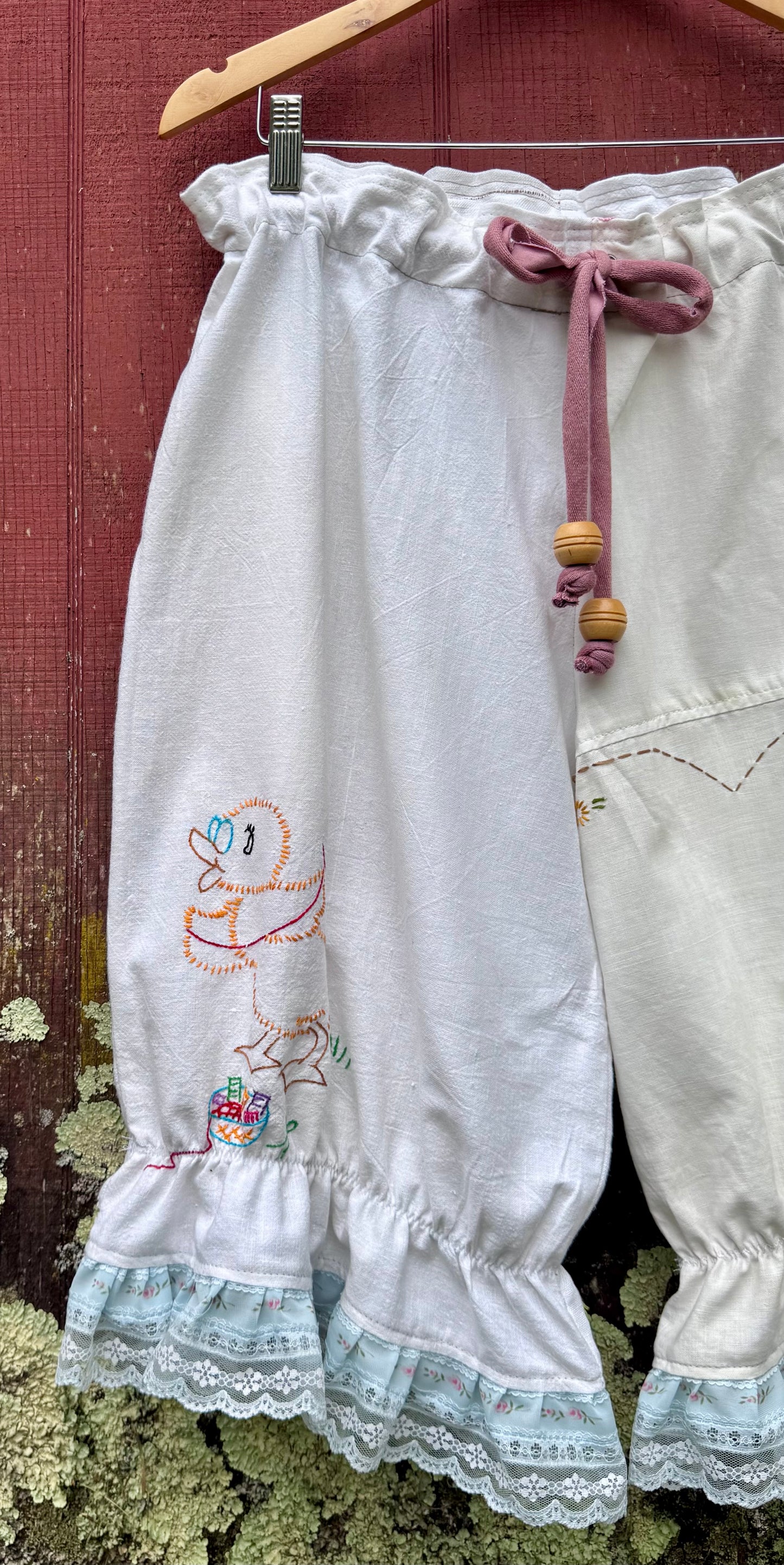 Luckiest ducks in the pond bloomers
