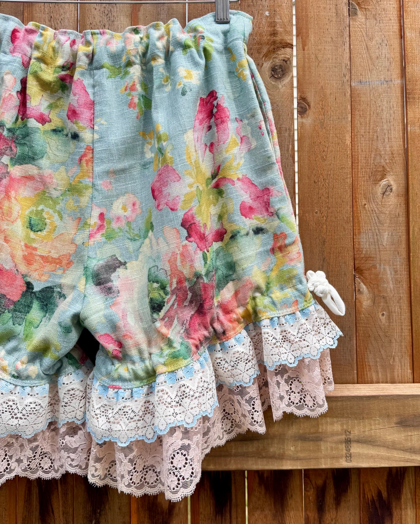 Watercolor Wednesday bloomers