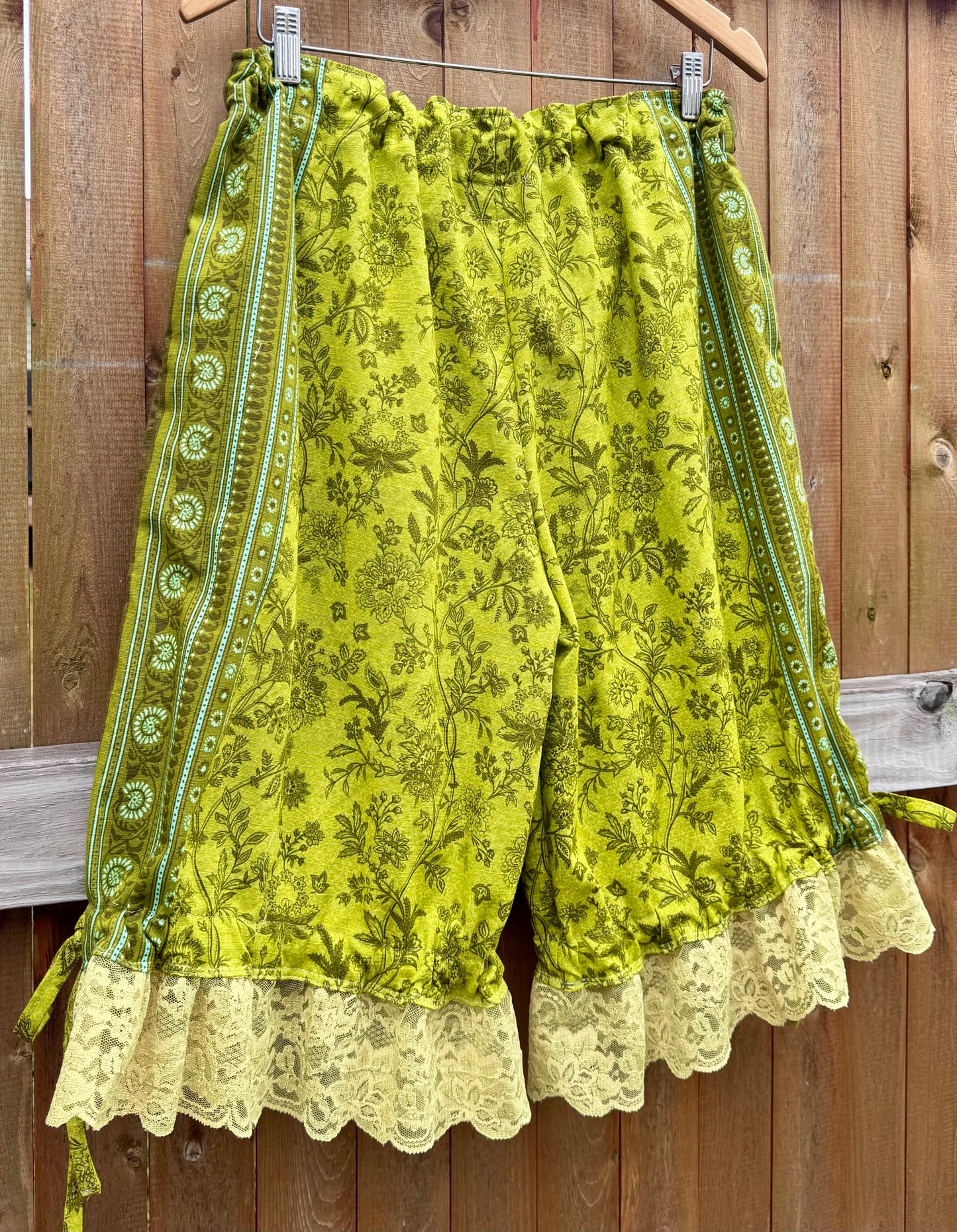 Leafy green Bloomers