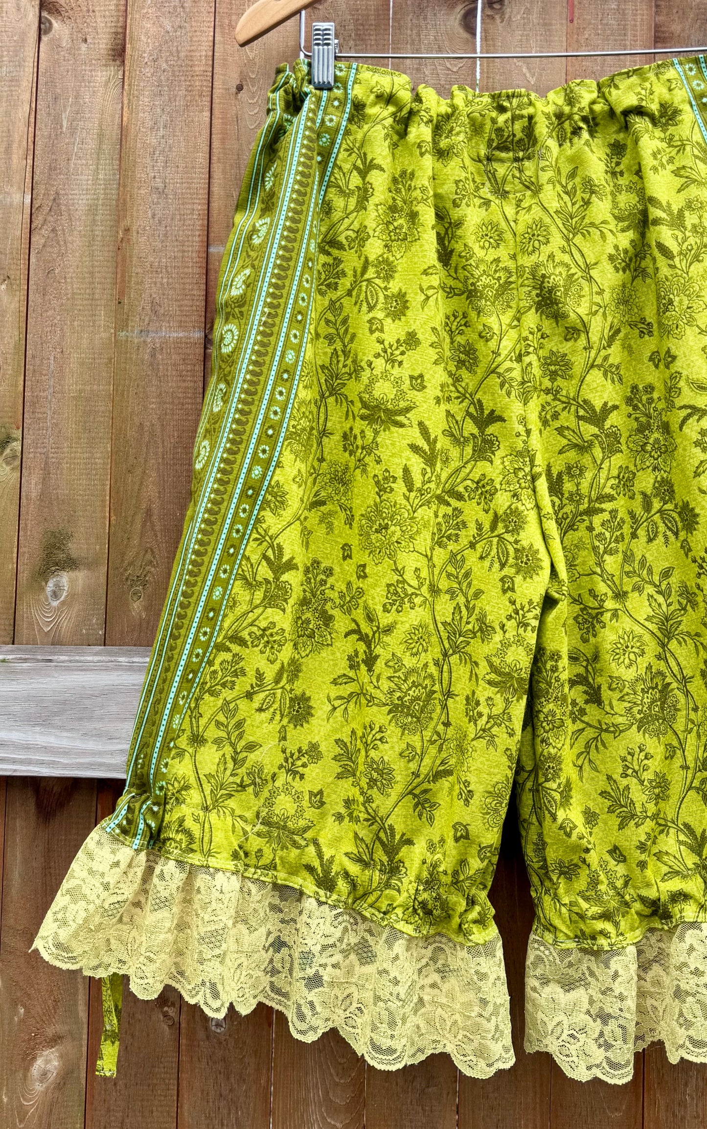 Leafy green Bloomers